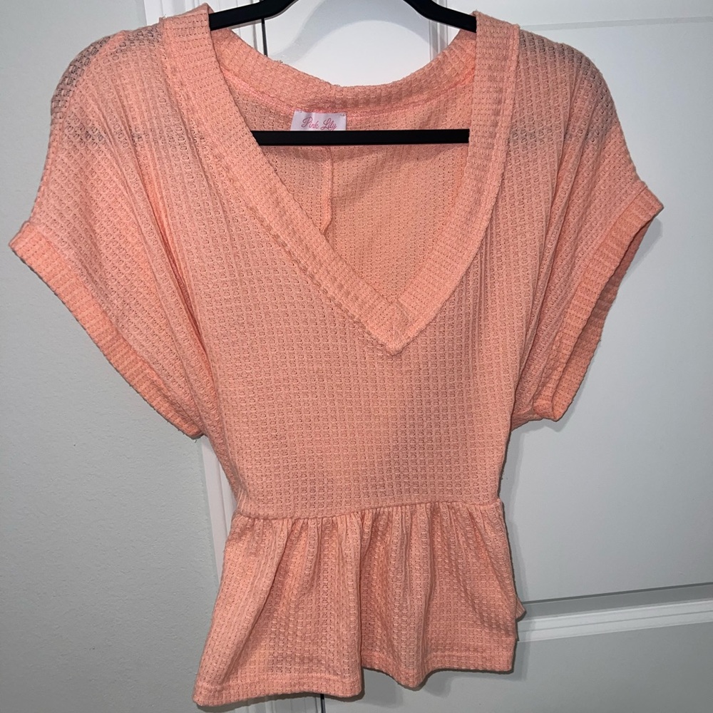 Pink lily flowy shirt